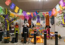 El director de «La leyenda de la Nahuala» inauguró la ofrenda de la UNICREA El director de «La leyenda de la Nahuala» inauguró la ofrenda de la UNICREA